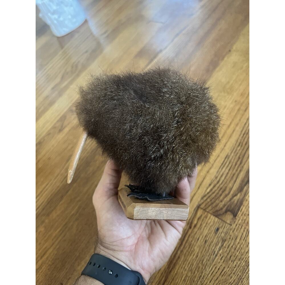 Handcrafted New Zealand Kiwi Bird - Real Opossum Fur & Rimu Wood - Picture 5 of 5